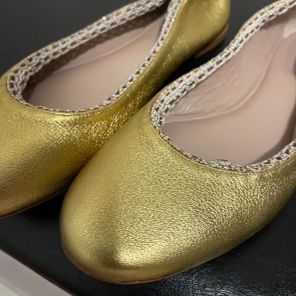 Authentic Chloe Lambskin Leather Ballet Flat, Metallic Gold - Picture 6 of 7